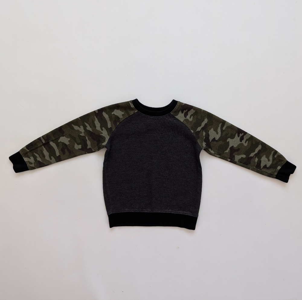 Old Navy Dark Gray and Camo Kids Sweatshirt - Picture 1 of 5